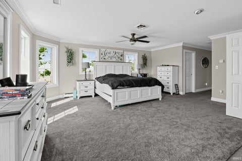 Tiny photo for 300 W Oregon Church Road, Terre Haute, IN 47802 (MLS # 202640200)