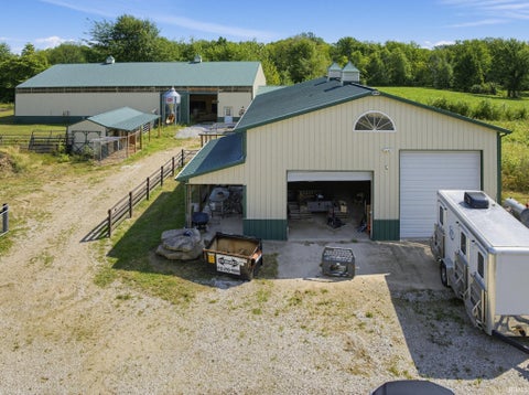 Tiny photo for 300 W Oregon Church Road, Terre Haute, IN 47802 (MLS # 202640200)