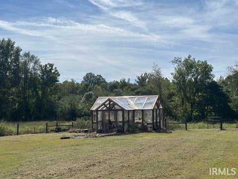 Tiny photo for 300 W Oregon Church Road, Terre Haute, IN 47802 (MLS # 202640200)
