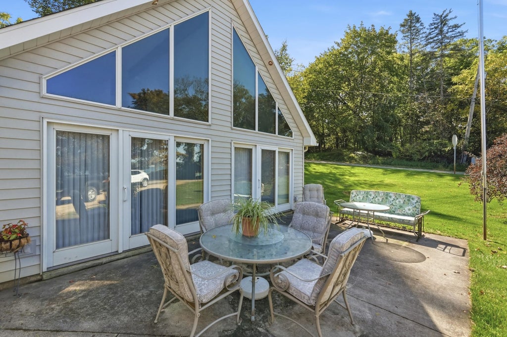 Photo of 6171 W South Lake Gage Drive, Angola, IN 46703 (MLS # 202641829)