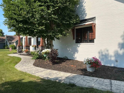 Tiny photo for 304 Oxford Way Street, Logansport, IN 46947 (MLS # 202631341)
