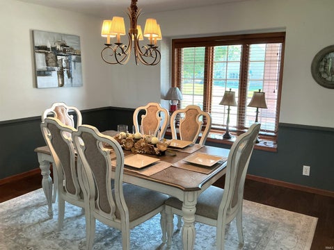 Tiny photo for 304 Oxford Way Street, Logansport, IN 46947 (MLS # 202631341)