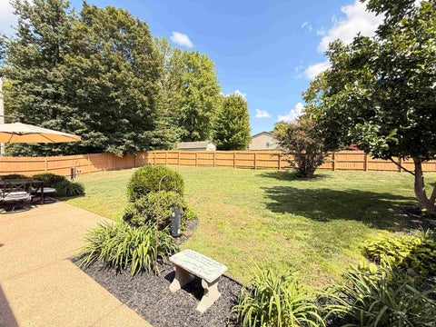 Tiny photo for 3033 Periwinkle Drive, Evansville, IN 47720 (MLS # 202635284)