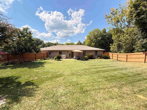 Tiny photo for 3033 Periwinkle Drive, Evansville, IN 47720 (MLS # 202635284)