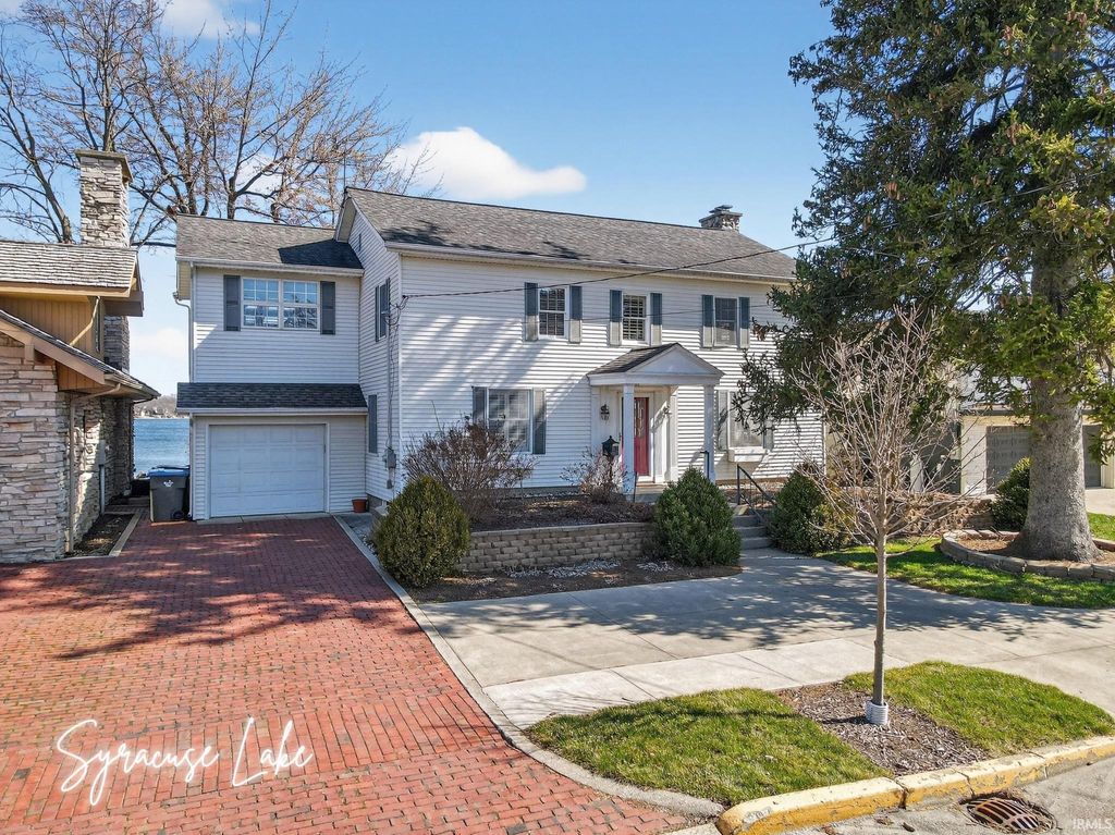 Photo of 124 N Front Street, Syracuse, IN 46567 (MLS # 202608255)