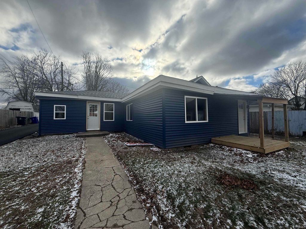 Photo of 511 E Harrison Street, Kokomo, IN 46901 (MLS # 202601590)