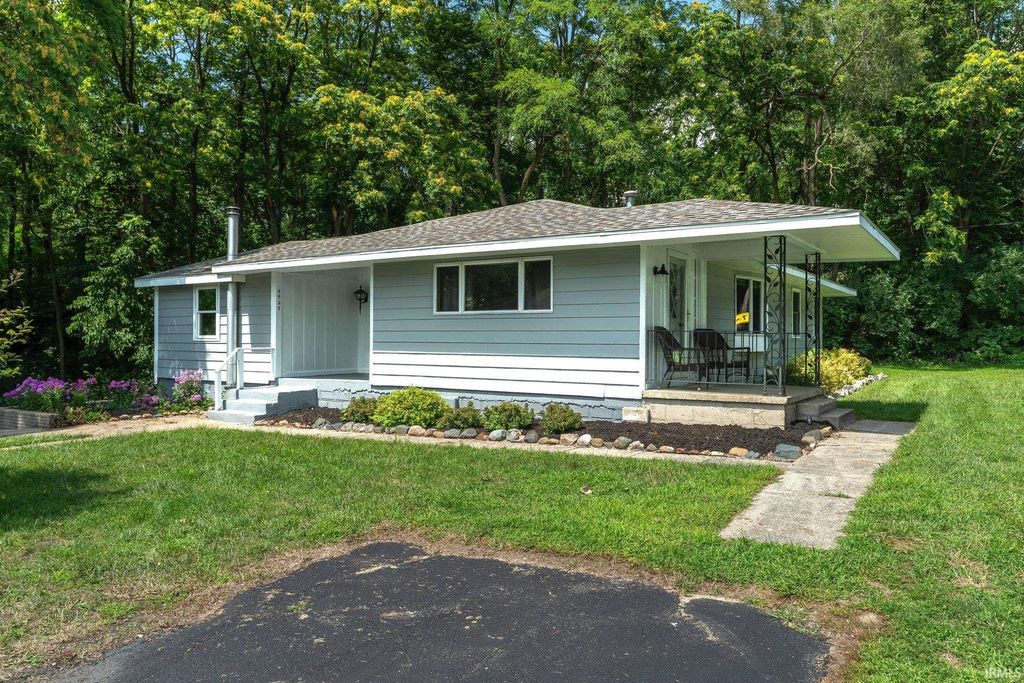Photo of 5927 E US 24, Monticello, IN 47960 (MLS # 202530999)