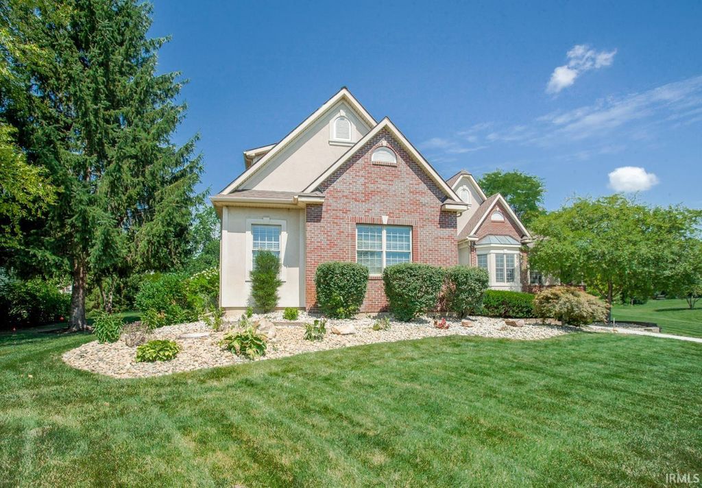 Photo of 4524 E Foxmoor Lane, Lafayette, IN 47905 (MLS # 202630497)