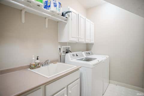 Tiny photo for 4524 E Foxmoor Lane, Lafayette, IN 47905 (MLS # 202630497)