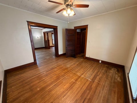 Tiny photo for 1325 S Courtland Avenue, Kokomo, IN 46902 (MLS # 202632570)