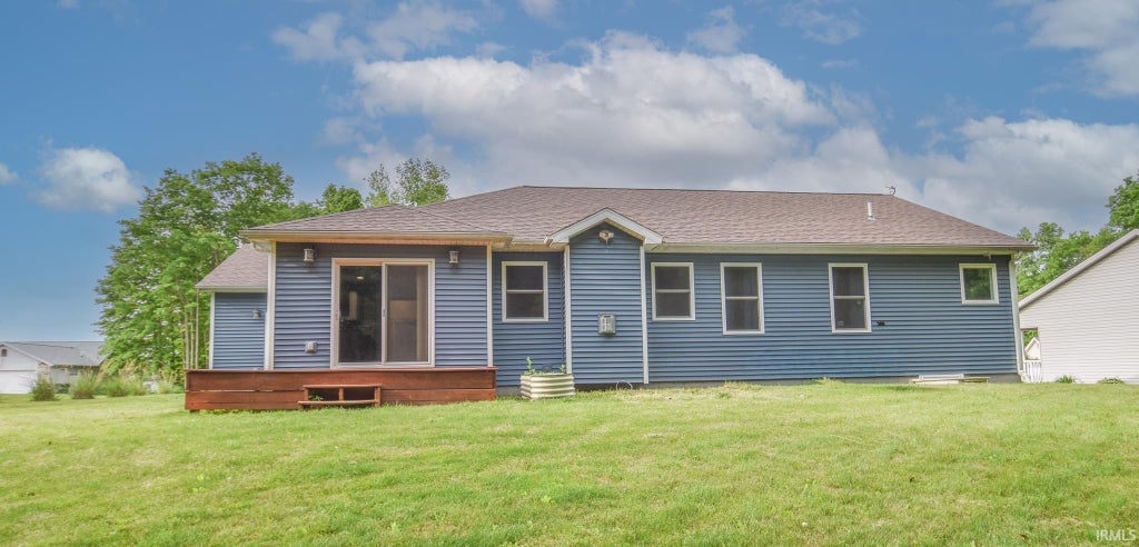 Photo of 904 Nicholas Trail, Fremont, IN 46737 (MLS # 202621586)