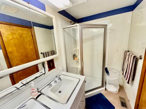 Tiny photo for 2922 S Country Club Dr S Dr, Rochester, IN 46975 (MLS # 202608772)