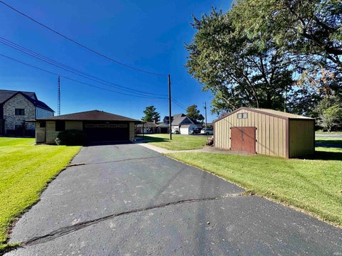 Tiny photo for 2922 S Country Club Dr S Dr, Rochester, IN 46975 (MLS # 202608772)