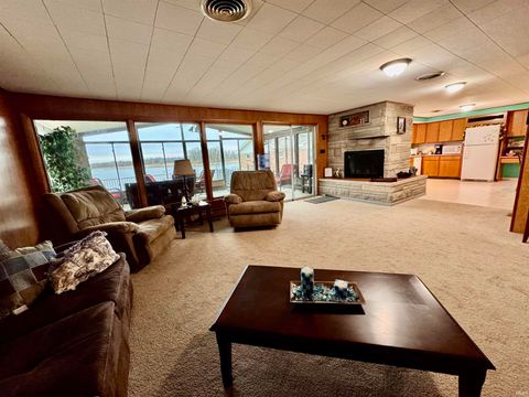 Tiny photo for 2922 S Country Club Dr S Dr, Rochester, IN 46975 (MLS # 202608772)