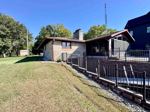 Photo of 2922 S Country Club Dr S Dr, Rochester, IN 46975 (MLS # 202608772)