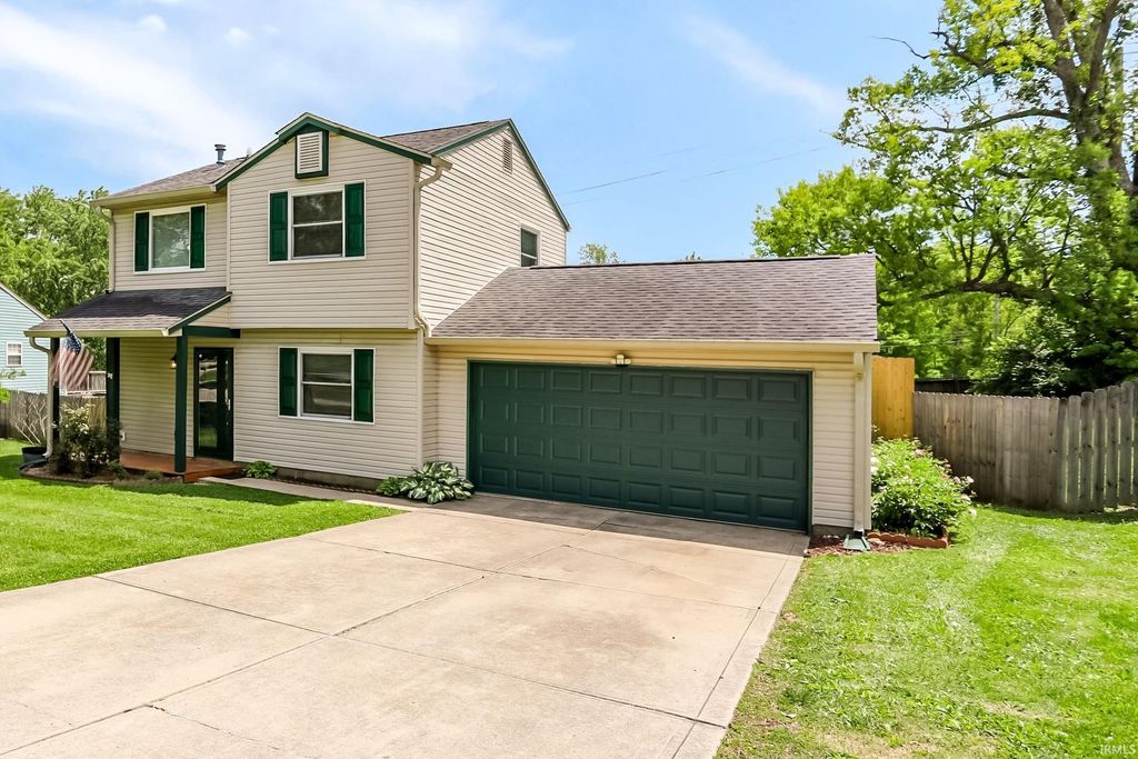 Photo of 2745 S Pine Meadows Drive, Bloomington, IN 47403 (MLS # 202616463)