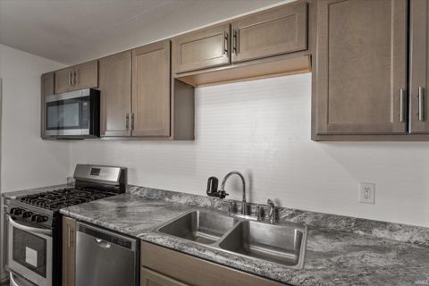 Tiny photo for 720 Orchard Drive, Elkhart, IN 46514 (MLS # 202612310)