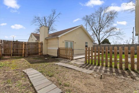 Tiny photo for 720 Orchard Drive, Elkhart, IN 46514 (MLS # 202612310)