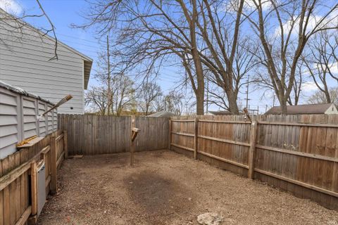 Tiny photo for 720 Orchard Drive, Elkhart, IN 46514 (MLS # 202612310)
