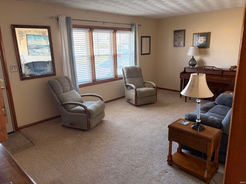 Tiny photo for 9095 E 00 NS Road, Greentown, IN 46936 (MLS # 202604561)