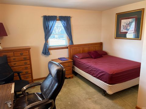 Tiny photo for 9095 E 00 NS Road, Greentown, IN 46936 (MLS # 202604561)