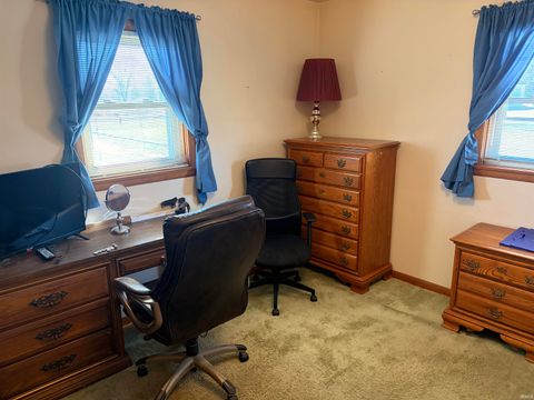 Tiny photo for 9095 E 00 NS Road, Greentown, IN 46936 (MLS # 202604561)