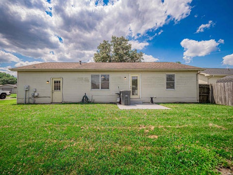 Tiny photo for 1904 Davcohn Avenue, Evansville, IN 47714 (MLS # 202622418)