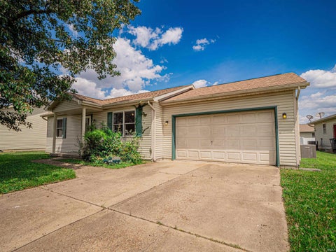 Tiny photo for 1904 Davcohn Avenue, Evansville, IN 47714 (MLS # 202622418)