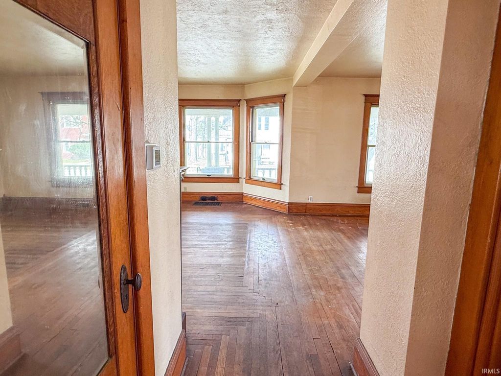 Photo of 306 N Orange Street, Albion, IN 46701 (MLS # 202613839)