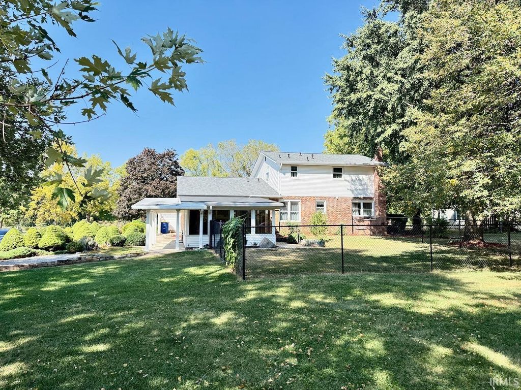 Photo of 3505 W Pettigrew Drive, Muncie, IN 47304 (MLS # 202609540)