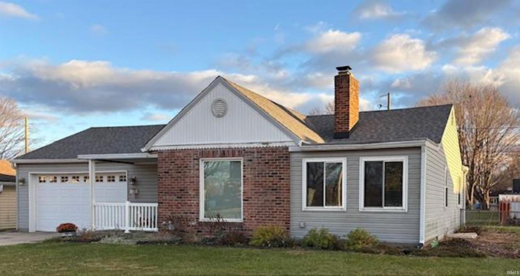 Photo of 8201 W Smith Street, Yorktown, IN 47396 (MLS # 202547131)