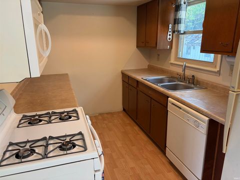 Tiny photo for 1104 Maxwell Avenue, Monticello, IN 47960 (MLS # 202618182)
