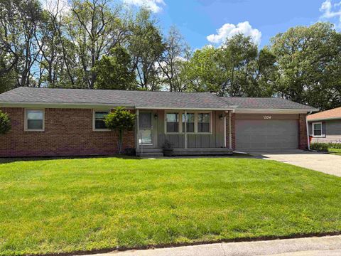 Photo of 1104 Maxwell Avenue, Monticello, IN 47960 (MLS # 202618182)