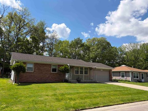 Tiny photo for 1104 Maxwell Avenue, Monticello, IN 47960 (MLS # 202618182)