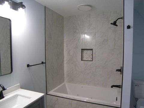 Tiny photo for 2906 E Armstrong Road, Leesburg, IN 46538 (MLS # 202626651)
