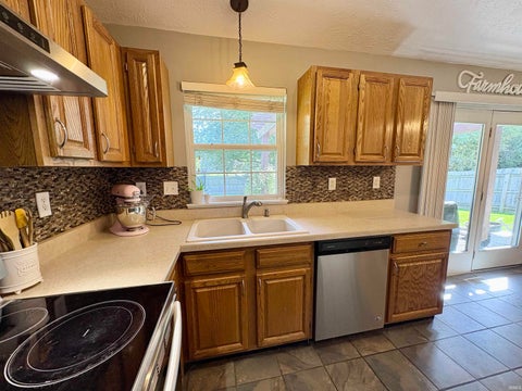Tiny photo for 667 Harrison Circle, Dayton, IN 47941 (MLS # 202641903)