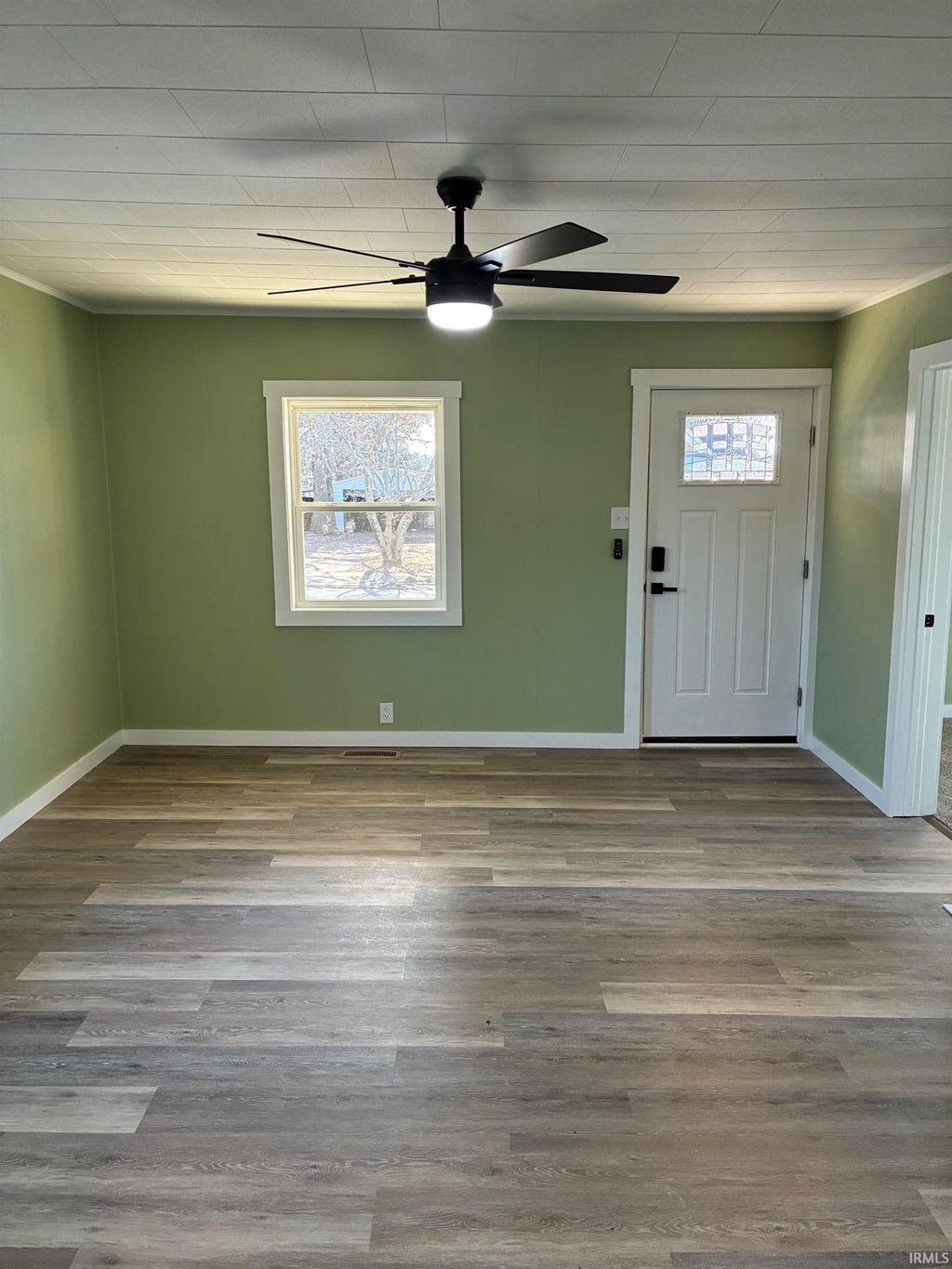 Photo of 748 W Oak Street, Bicknell, IN 47512 (MLS # 202549282)