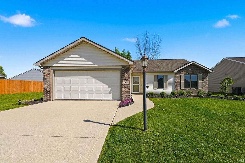 Photo of 2910 Marguerite Drive, Huntertown, IN 46748 (MLS # 202617517)