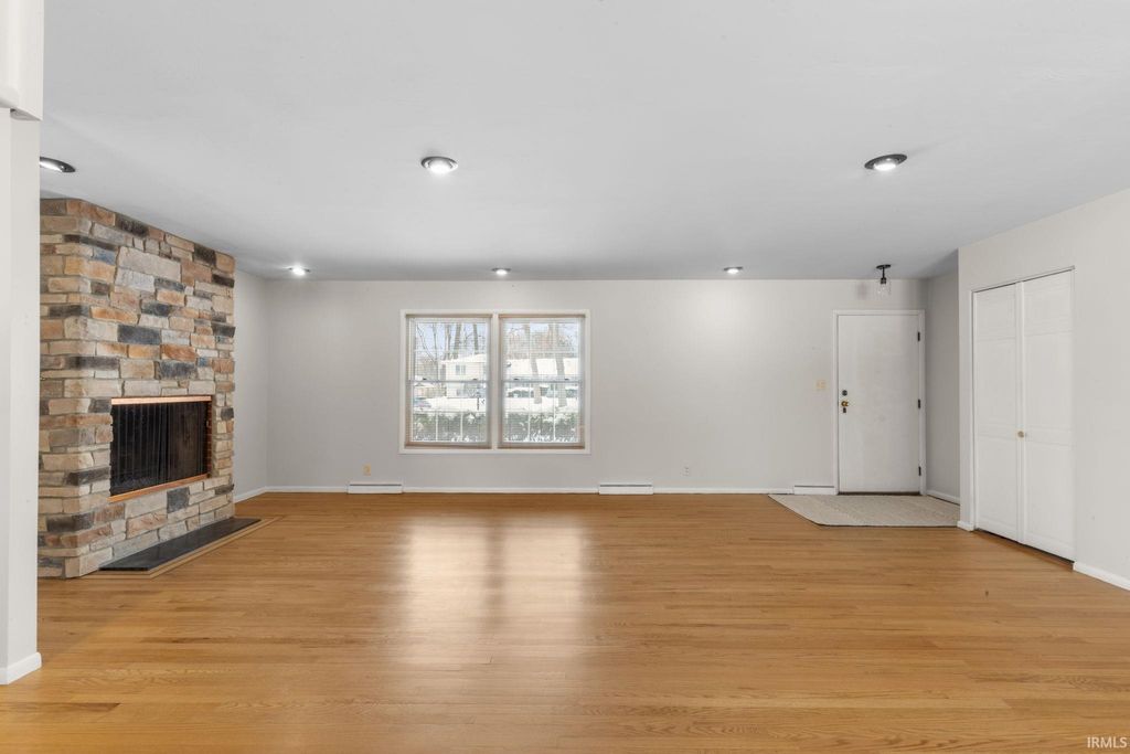 Photo of 18180 Amberly Lane, South Bend, IN 46637 (MLS # 202606127)