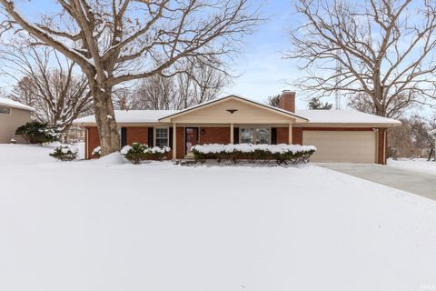 Photo of 18180 Amberly Lane, South Bend, IN 46637 (MLS # 202606127)