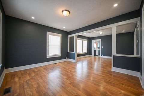 Tiny photo for 1031 E LAGUNA Street, Kokomo, IN 46902 (MLS # 202602795)