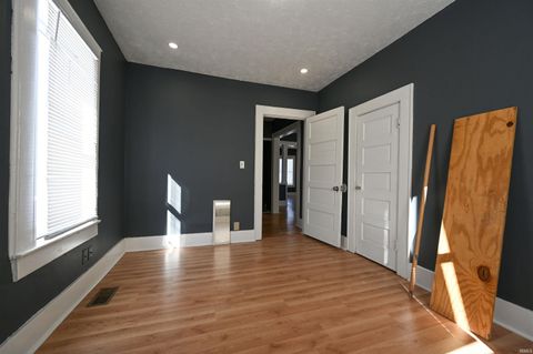 Tiny photo for 1031 E LAGUNA Street, Kokomo, IN 46902 (MLS # 202602795)