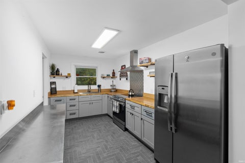 Tiny photo for 6629 Coldwater Road, Fort Wayne, IN 46825 (MLS # 202643799)