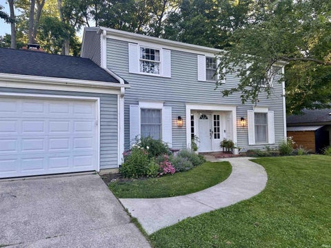 Photo of 1317 Chanterelle Drive, Fort Wayne, IN 46845 (MLS # 202634340)
