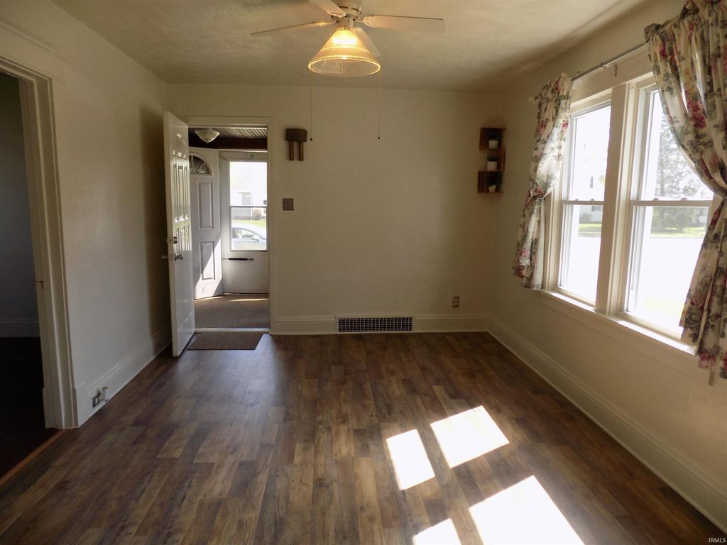 Photo of 2536 Milburn Boulevard, Mishawaka, IN 46544 (MLS # 202613851)