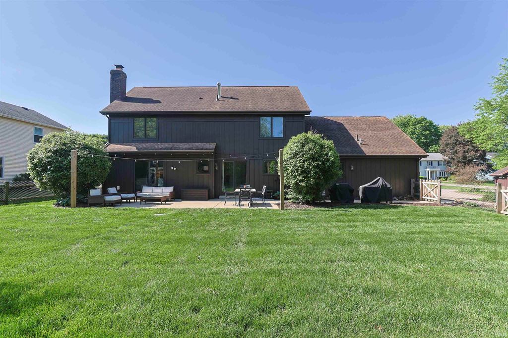 Photo of 16299 Barryknoll Way, Granger, IN 46530 (MLS # 202617048)