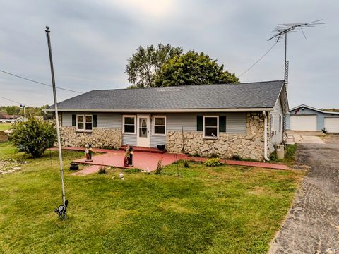 Photo of 134 N 1200 West, Parker City, IN 47368 (MLS # 202542583)