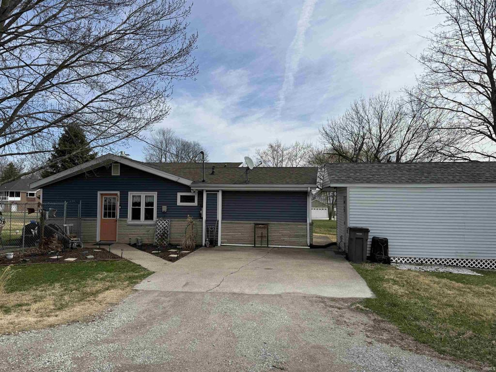 Photo of 624 N Fifth Street, North Webster, IN 46555 (MLS # 202609459)