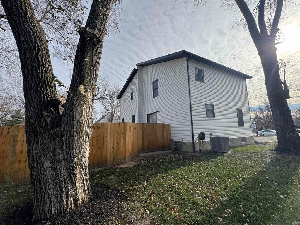 Photo of 5317 Stellhorn Road, Fort Wayne, IN 46815 (MLS # 202600099)