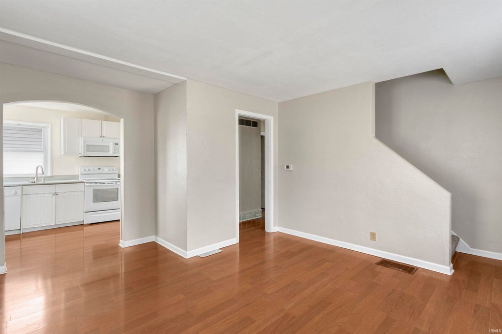 Photo of 1238 Academy Place, South Bend, IN 46616 (MLS # 202632253)